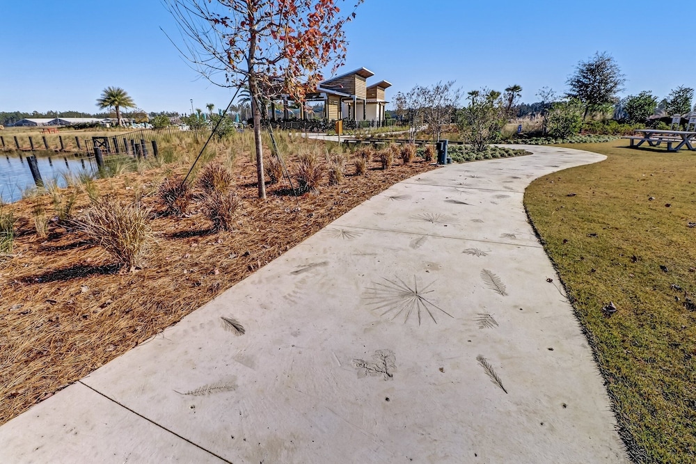 632 Palmetto Place - Wildlight 3 Bedroom Home by RedAwning view 3