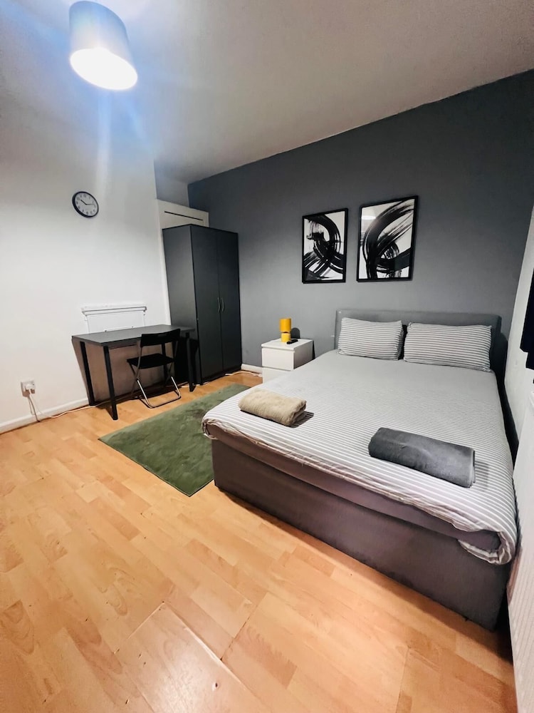 London E1 Hostel