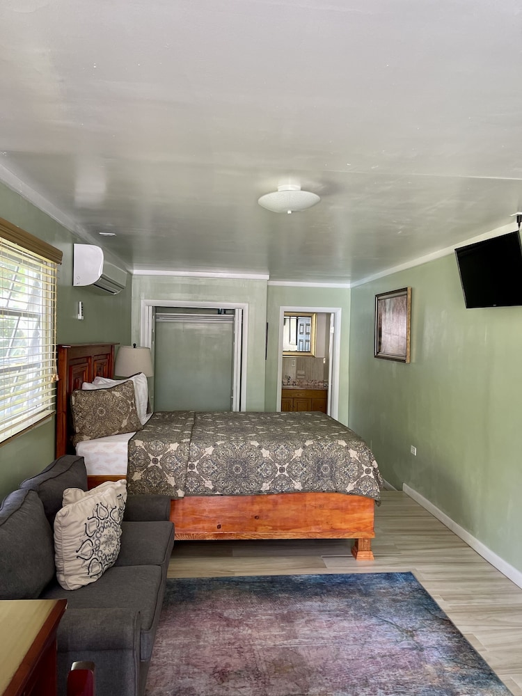 Dawsons Hideaway