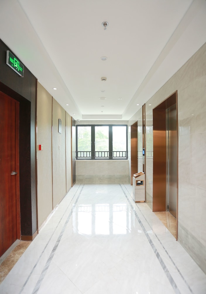 Poltton International Service Apartment Mayangxi Branch