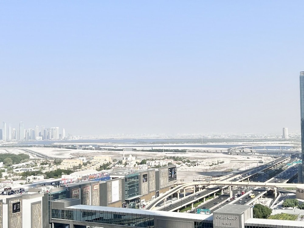 Luxury 1 bedroom at Fashion Avenue Dubai Mall Residences