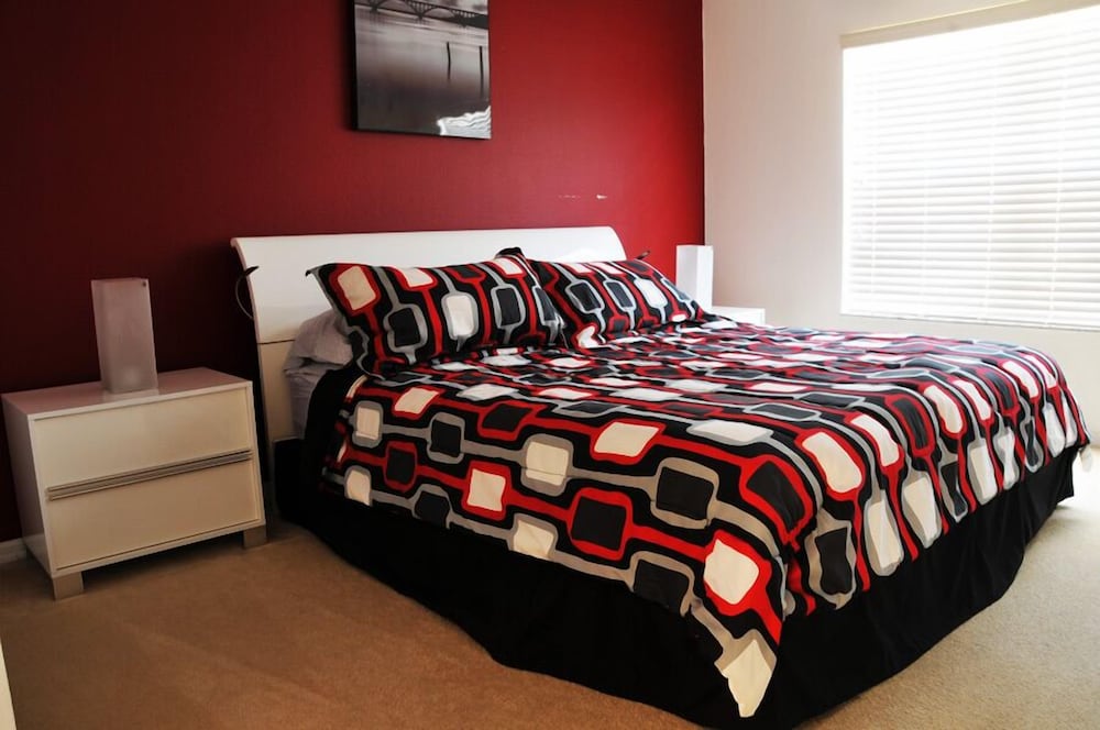 Solana #1 - 7 Bed Villa w/ Private Pool - Image 2