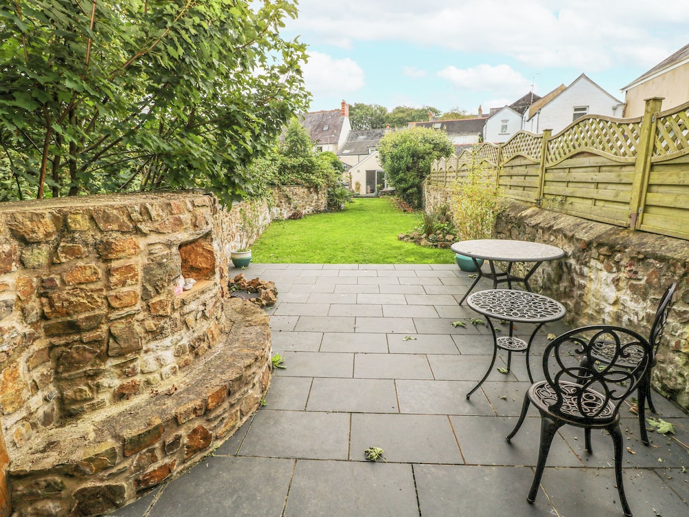 Inglenook Cottage