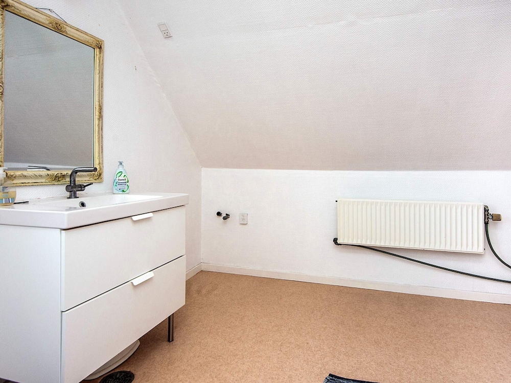 6 Person Holiday Home in Grenaa