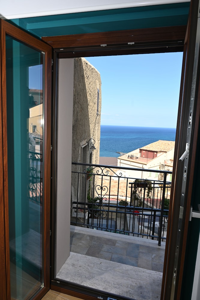 PALAZZO FIORENTINI CHARME HOTEL
