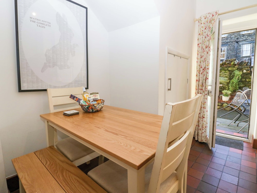 Acorn Cottage