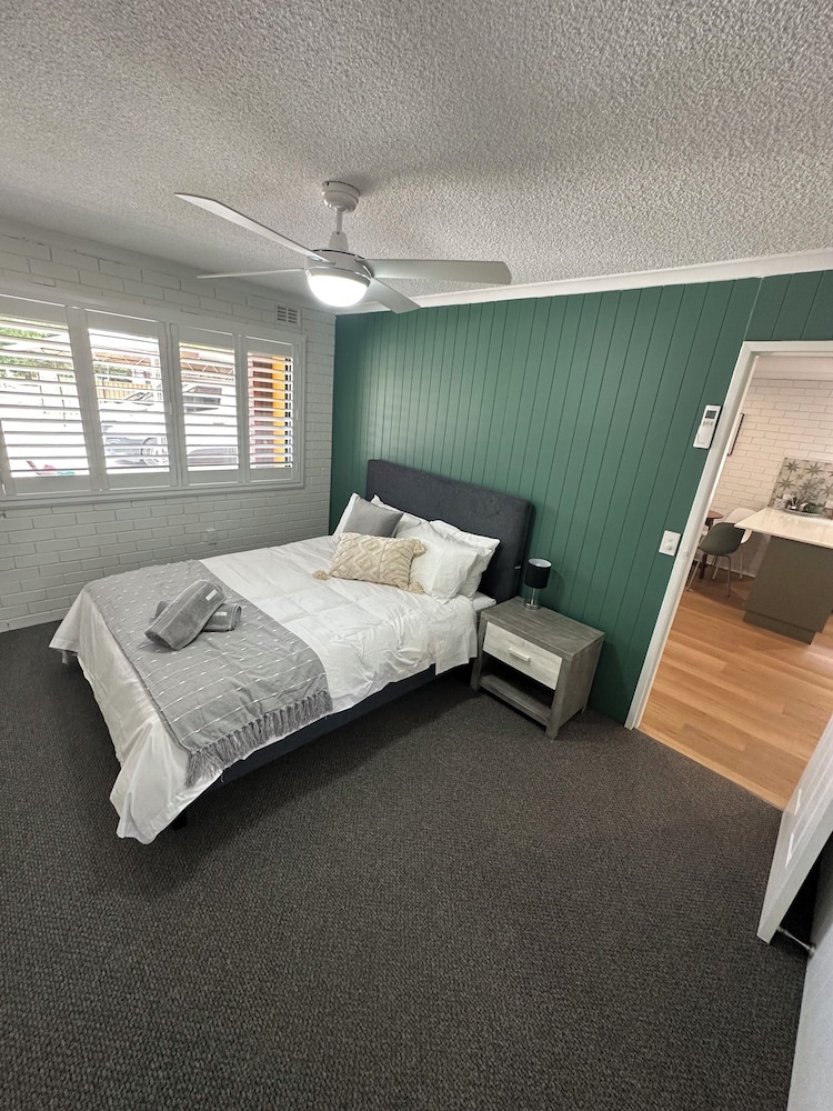 Central Cullen Apartments