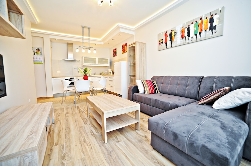 Grand Apartments
