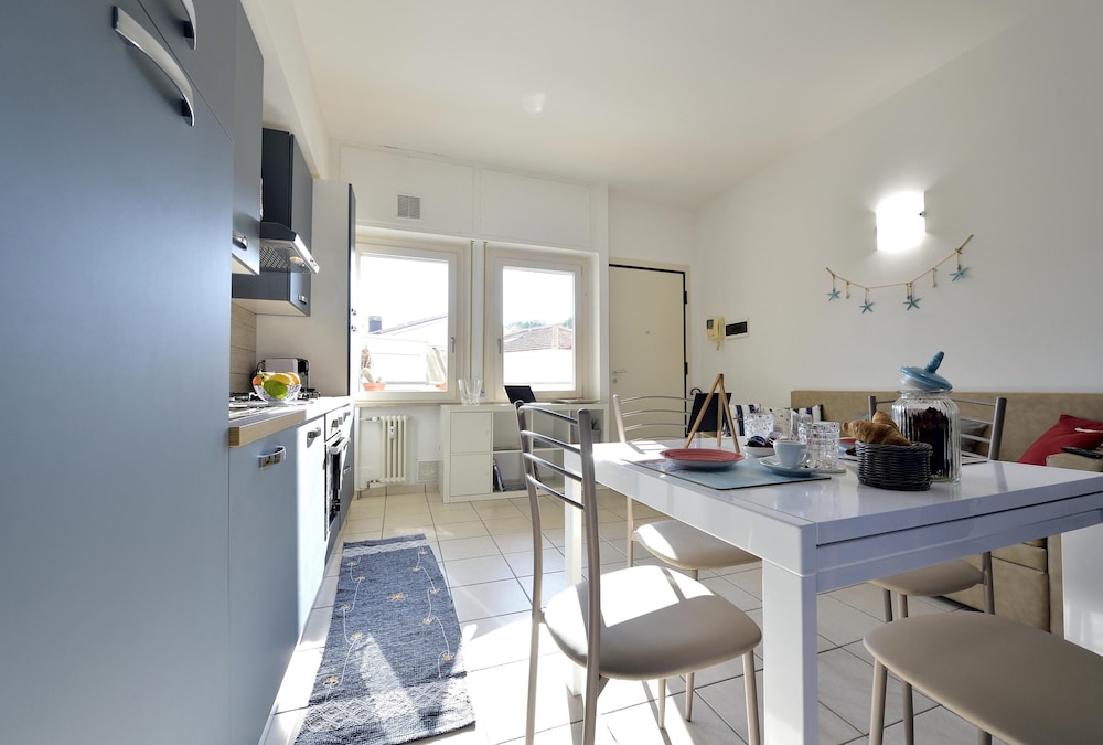 Purpo in Cattolica With 1 Bedrooms and 1 Bathrooms view 5