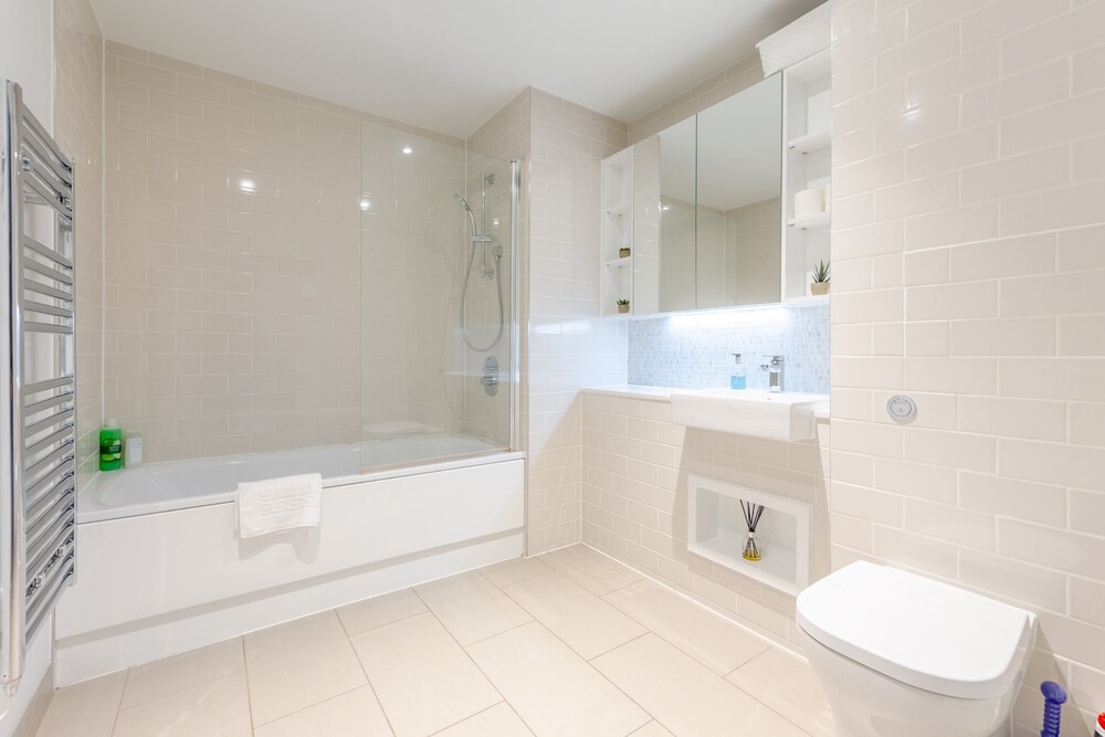 Bright Flat in Elephant & Castle