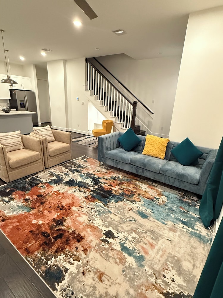 Luxury 3BR for Families Nurses and Group