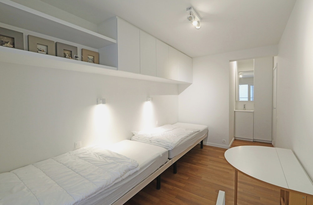 Apartment in Knokke With Stunning Sea View
