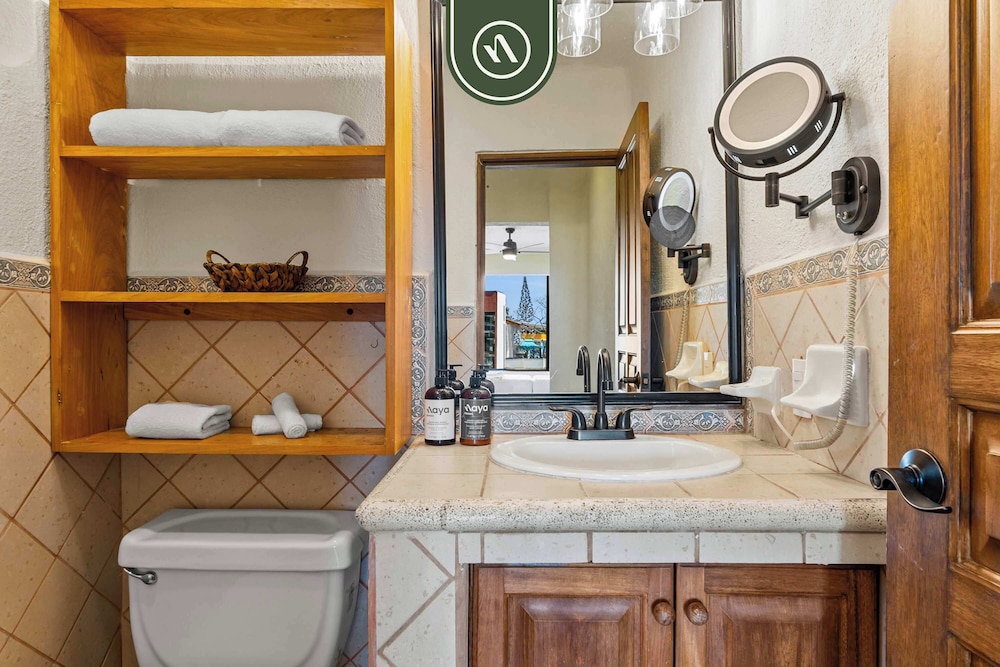 Mexican 2 BR Condo - Private Pool - Romantic Zone
