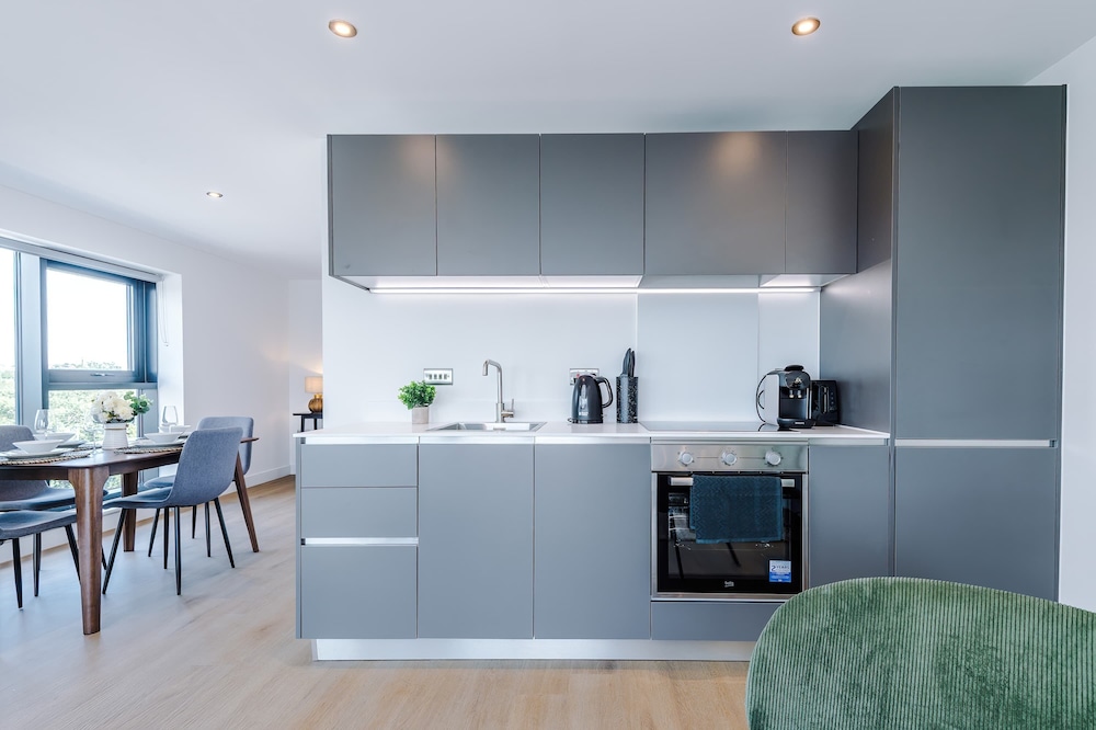 Premium City Penthouse Ideal For Business