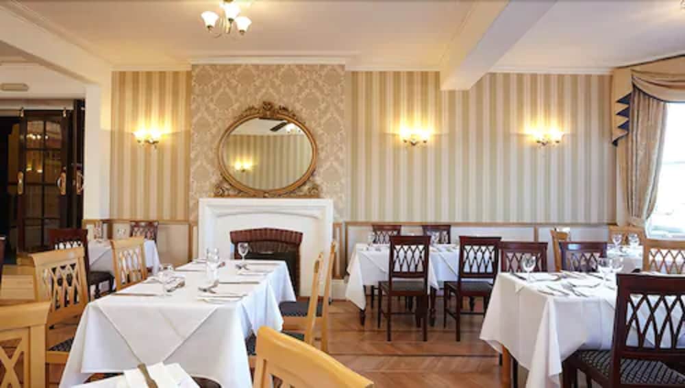 Ryde Vacations - Royal Esplanade Hotel - Property Image 9