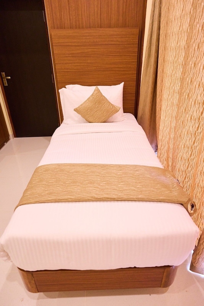 ASJ HOLIDAY VILLA