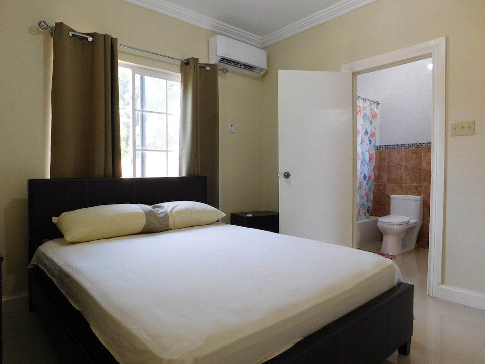 El Gabriel Apartments