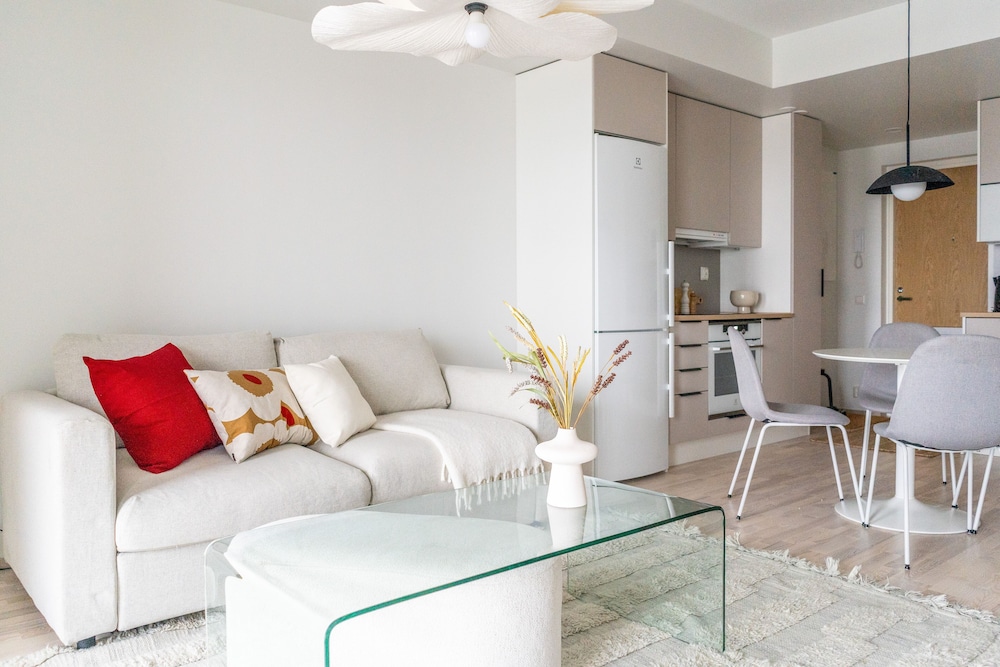 1-BR 11th Floor with Balcony view 5