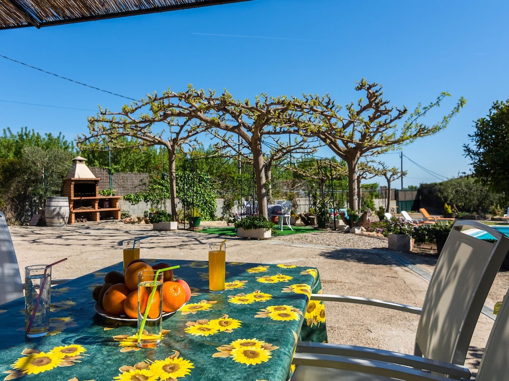 Luxurious Mansion in la Múnia With Swimming Pool and Views photo 2