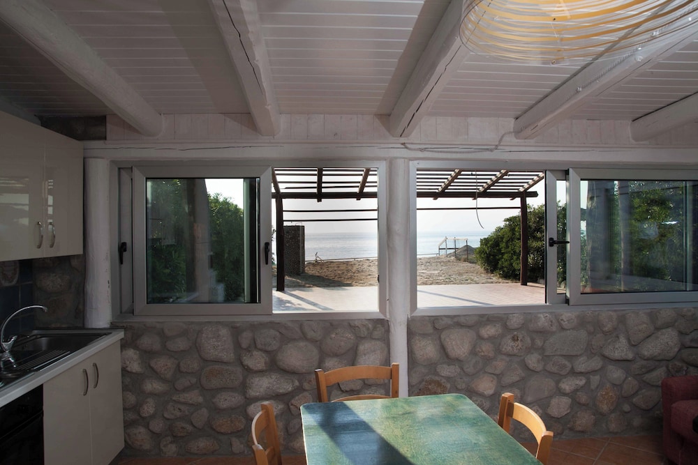 Marinella Beach Case Vacanze
