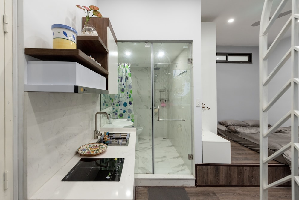 Hover House