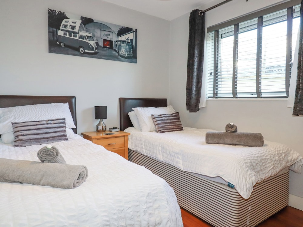 Apartment 2