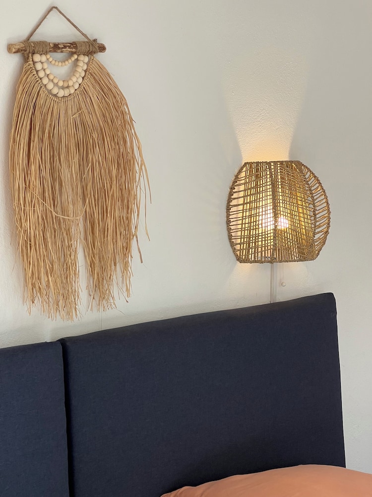 Avra Boutique