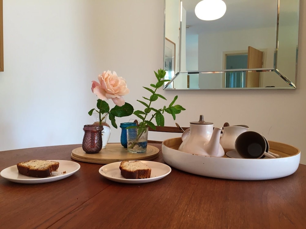 Sherborne Vacations - The Eco-Flat - Property Image 12