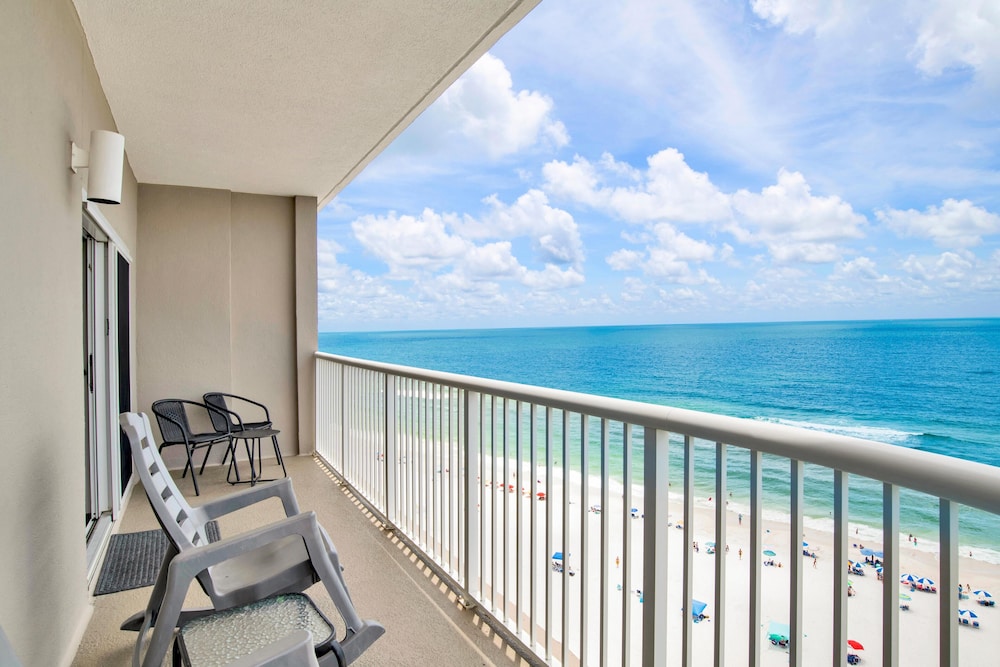 Tradewinds 1305