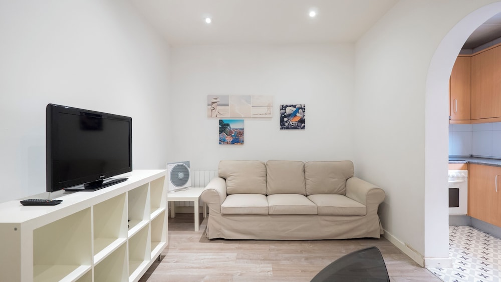 BeBarceloner Poble Nou Apartments