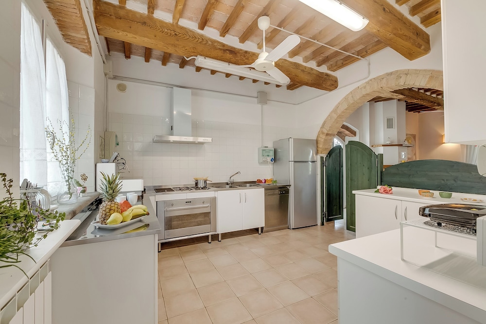 Relaxing Family Podere Delle Rose Pool & Garden