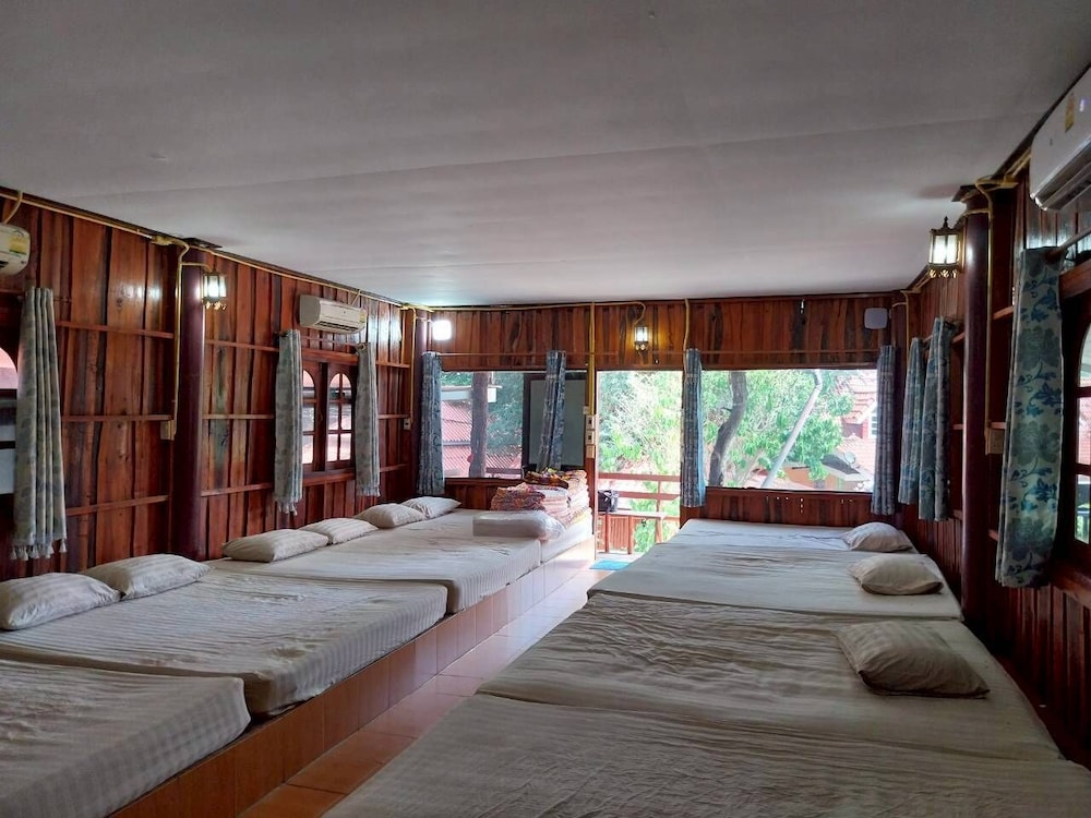 Bamboo River House Kaeng Krachan