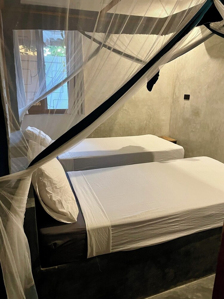 Baobab Bungalows