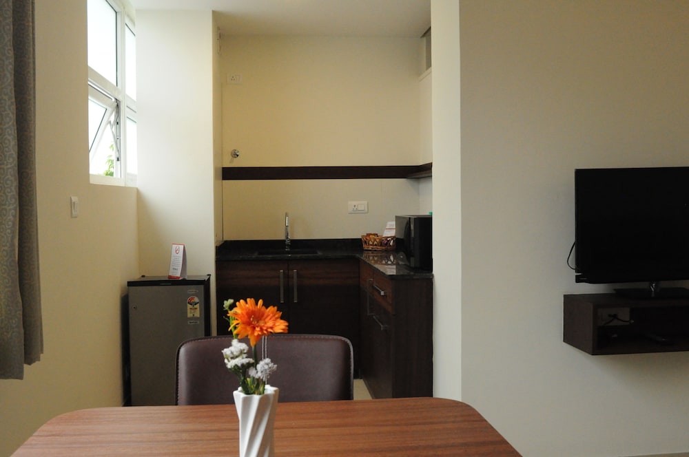 Ixora Suites