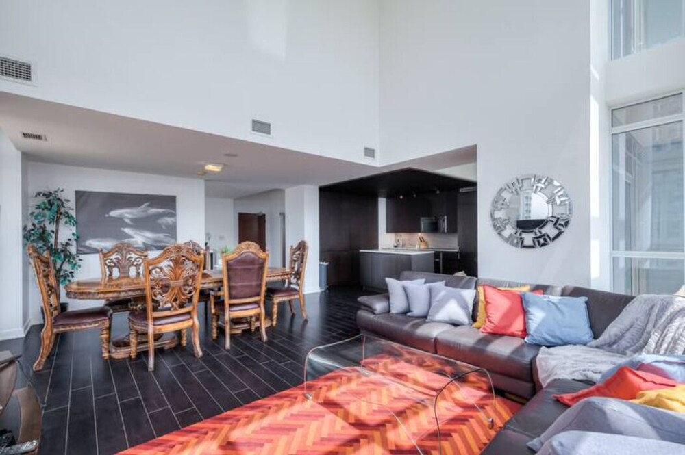 Waterfront Luxury Residences