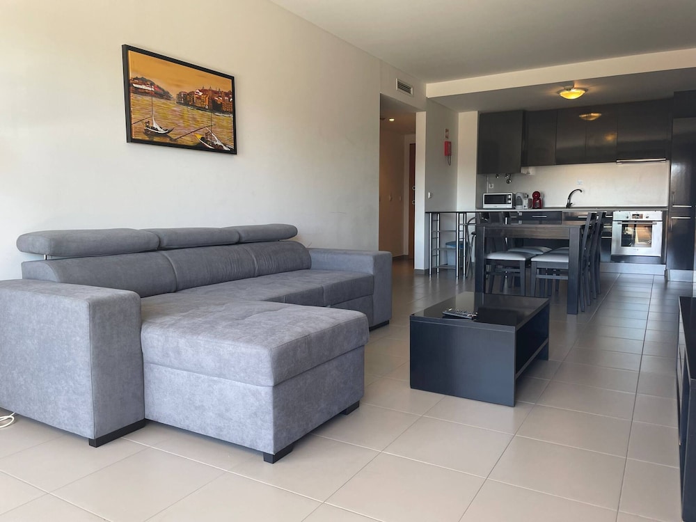 14 in Portim o With 1 Bedrooms and 1 Bathrooms