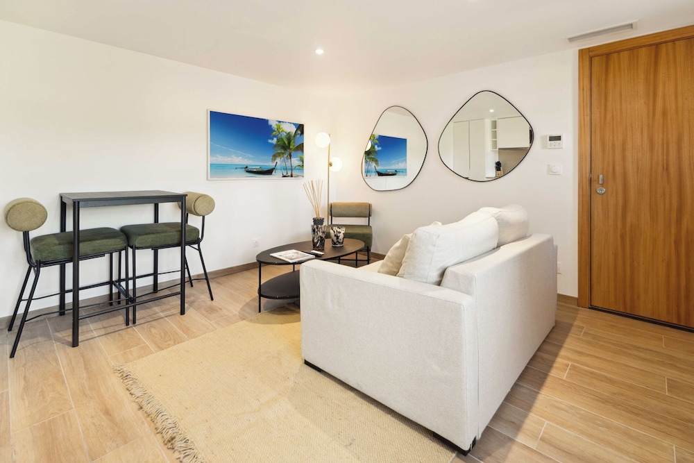 Modern Flat -1bdr/4p- Saint-tropez