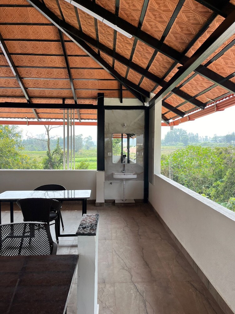 Sriram Guest House