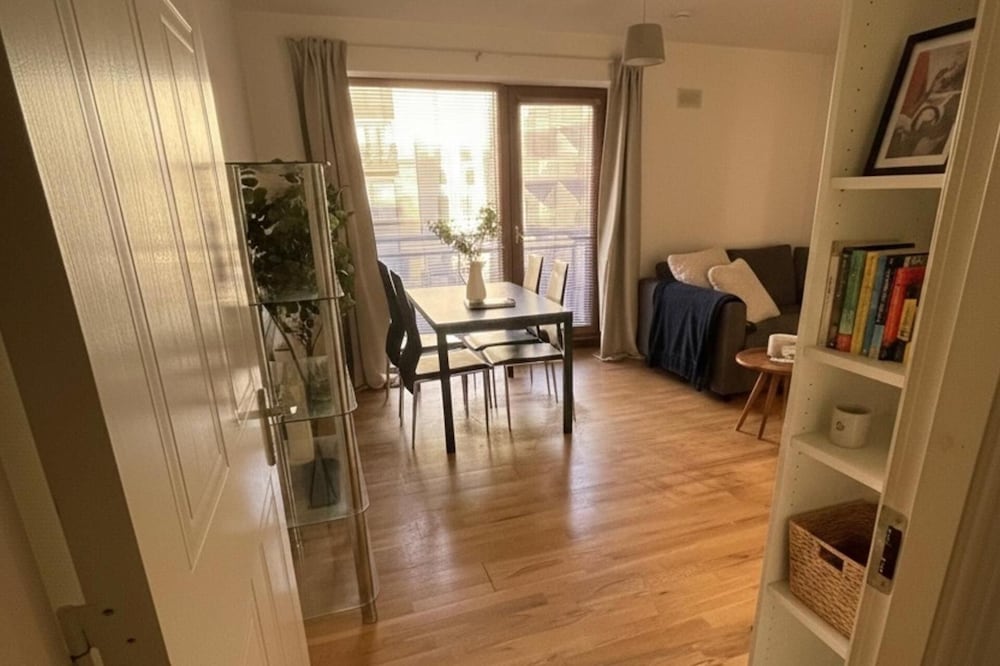 Dublin City Escape - Modern Apartment