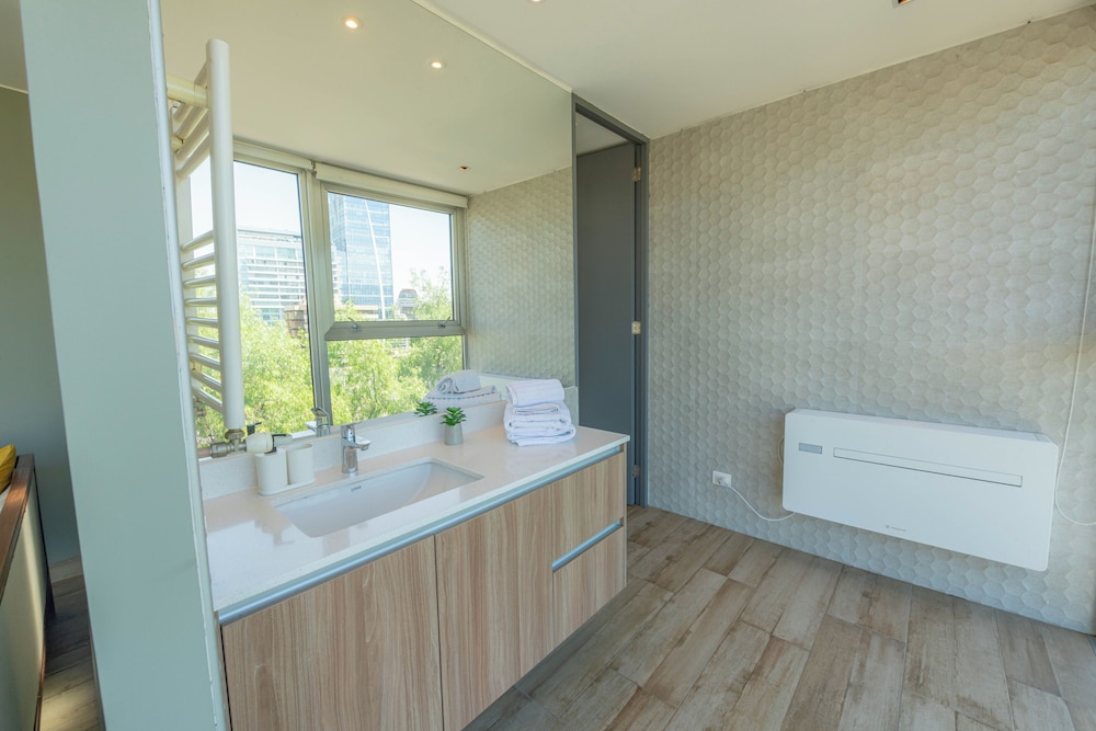 Oceana Suites Casa Las Condes