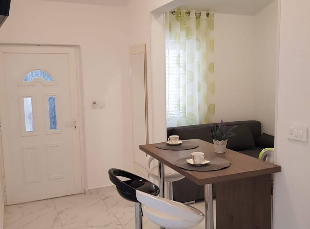 Apartments Sun Dance With Heated Pool