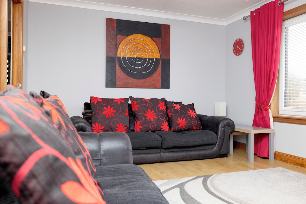 Beautiful House with Garden in Pitlochry