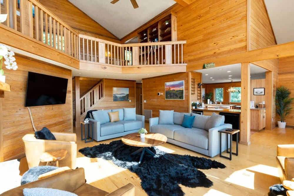 Love Afton Cabin - Family Home