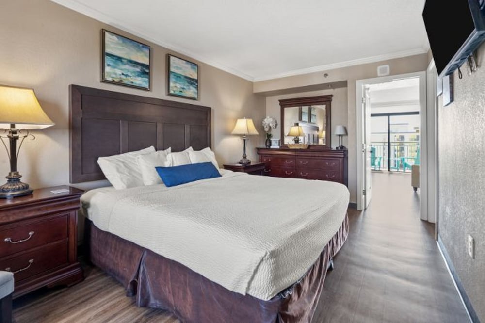 Units at Caravelle Resort by Elliott Beach Rentals