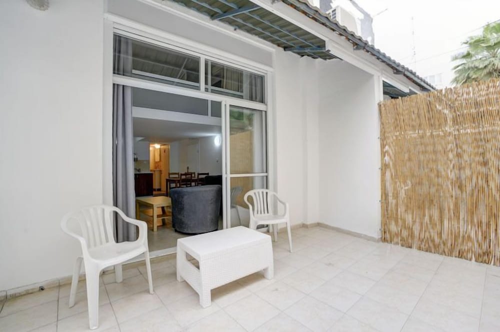 Sea Suites Apartments