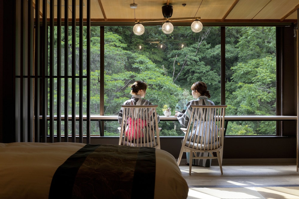 Yamanaka Onsen Ohanami Kyubei
