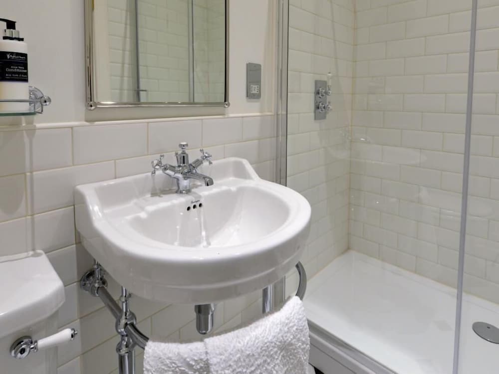 Wellwood Manor Guest House