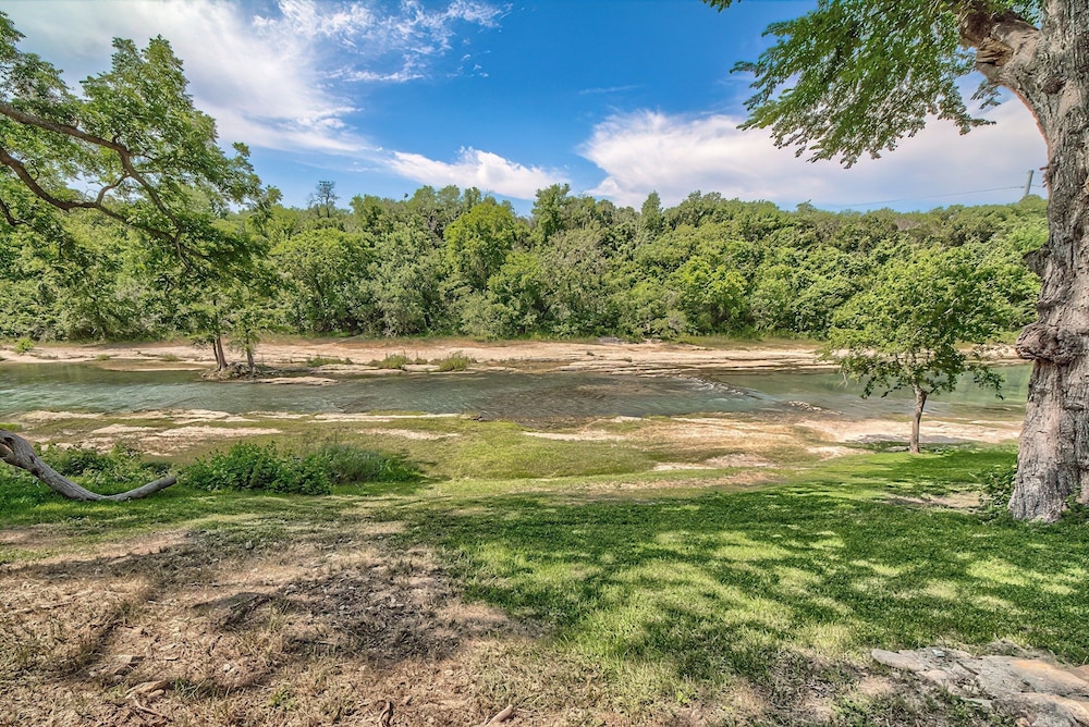 Cl 970 Water You Waiting For? 4 Bedroom Home