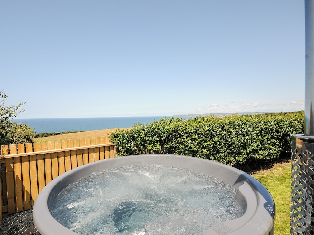 Lundy View Chalet