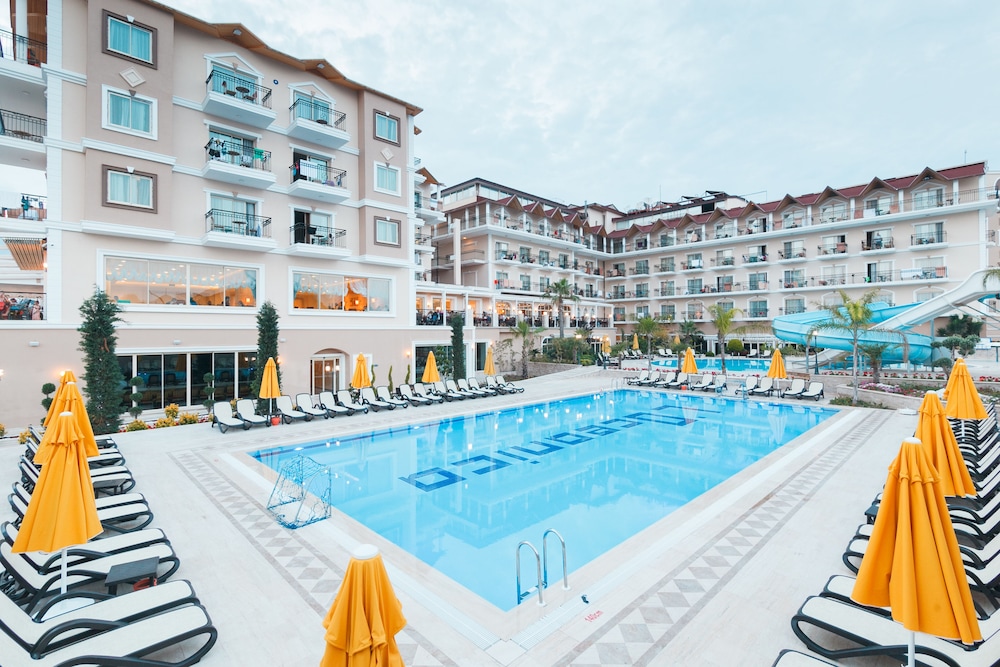 L'Oceanica Beach Resort Hotel - All Inclusive